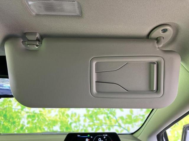 プリウス Ｚ　サンルーフ／純正エアロ／ディスプレイオーディオ＋ナビ１１インチ／デジタルインナーミラー／トヨタセーフティセンス／シートヒーター　前席／パノラミックビューモニター／車線逸脱防止支援システム　全周囲カメラ（32枚目）