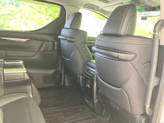 アルファード Ｓ　Ｃパッケージ　新品タイヤ／ツインムーンルーフ／モデリスタエアロ／保証書／純正　９インチ　ＳＤナビ／フリップダウンモニター　純正　１２．１インチ／デジタルインナーミラー／トヨタセーフティセンス　サンルーフ　フルエアロ（6枚目）