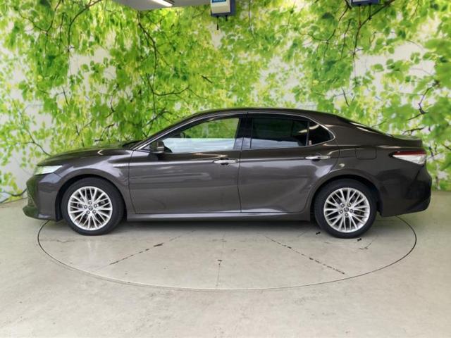 カムリ Ｇレザーパッケージ　保証書／純正　８インチ　ＳＤナビ／衝突安全装置／シートヒーター／車線逸脱防止支援システム／シート　合皮／ドライブレコーダー　純正／ヘッドランプ　ＬＥＤ／Ｂｌｕｅｔｏｏｔｈ接続／ＥＴＣ　バックカメラ（2枚目）