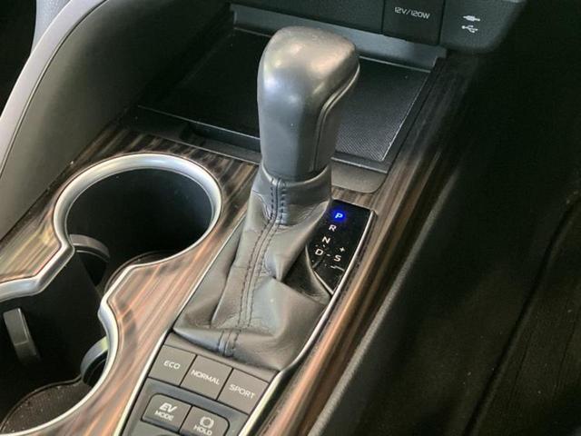 カムリ Ｇレザーパッケージ　保証書／純正　８インチ　ＳＤナビ／衝突安全装置／シートヒーター／車線逸脱防止支援システム／シート　合皮／ドライブレコーダー　純正／ヘッドランプ　ＬＥＤ／Ｂｌｕｅｔｏｏｔｈ接続／ＥＴＣ　バックカメラ（18枚目）