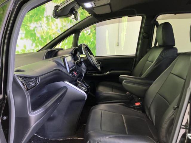 ヴォクシー ＺＳキラメキ２　新品タイヤ／保証書／社外　９インチ　ＳＤナビ／フリップダウンモニター　社外　１２．８インチ／衝突安全装置／両側電動スライドドア／車線逸脱防止支援システム／シート　合皮／ドライブレコーダー　前後　ＥＴＣ（7枚目）