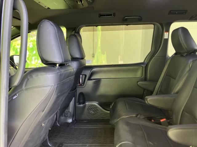 ヴォクシー ＺＳキラメキ２　新品タイヤ／保証書／社外　９インチ　ＳＤナビ／フリップダウンモニター　社外　１２．８インチ／衝突安全装置／両側電動スライドドア／車線逸脱防止支援システム／シート　合皮／ドライブレコーダー　前後　ＥＴＣ（8枚目）