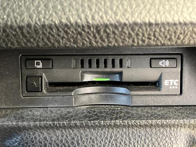 ヴォクシー ＺＳキラメキ２　新品タイヤ／保証書／社外　９インチ　ＳＤナビ／フリップダウンモニター　社外　１２．８インチ／衝突安全装置／両側電動スライドドア／車線逸脱防止支援システム／シート　合皮／ドライブレコーダー　前後　ＥＴＣ（25枚目）