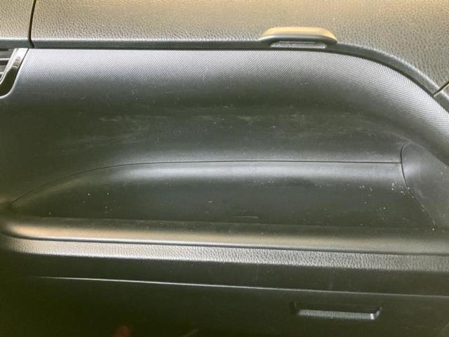 ヴォクシー ＺＳキラメキ２　新品タイヤ／保証書／社外　９インチ　ＳＤナビ／フリップダウンモニター　社外　１２．８インチ／衝突安全装置／両側電動スライドドア／車線逸脱防止支援システム／シート　合皮／ドライブレコーダー　前後　ＥＴＣ（33枚目）