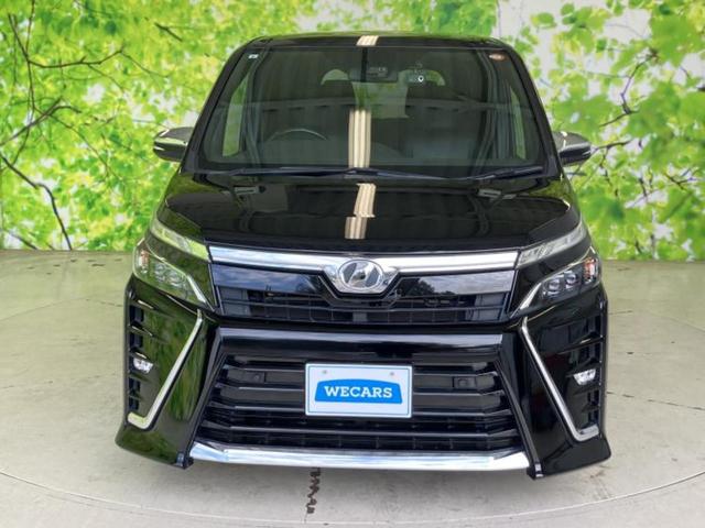 ヴォクシー ＺＳキラメキ２　新品タイヤ／保証書／社外　９インチ　ＳＤナビ／フリップダウンモニター　社外　１２．８インチ／衝突安全装置／両側電動スライドドア／車線逸脱防止支援システム／シート　合皮／ドライブレコーダー　前後　ＥＴＣ（41枚目）