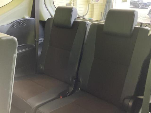 シエンタ ハイブリッドＧクエロ　新品タイヤ／保証書／純正　ＳＤナビ／トヨタセーフティセンス／両側電動スライドドア／パノラミックビューモニター／車線逸脱防止支援システム／シート　ハーフレザー／ドライブレコーダー　純正　全周囲カメラ（19枚目）