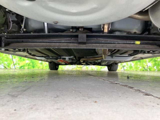 シエンタ ハイブリッドＧクエロ　新品タイヤ／保証書／純正　ＳＤナビ／トヨタセーフティセンス／両側電動スライドドア／パノラミックビューモニター／車線逸脱防止支援システム／シート　ハーフレザー／ドライブレコーダー　純正　全周囲カメラ（45枚目）