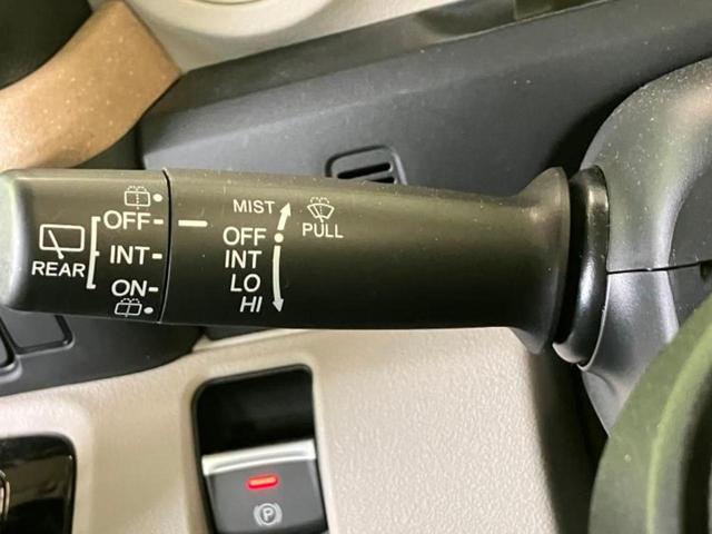 N-BOX ヒョウジュン 新品タイヤ/保証書/ホンダセンシング/電動スライドドア/車線逸脱防止支援システム/ヘッドランプ LED/EBD付ABS/横滑り防止装置/アイドリングストップ/禁煙車/パワーウインドウ レーンアシスト(21枚目)