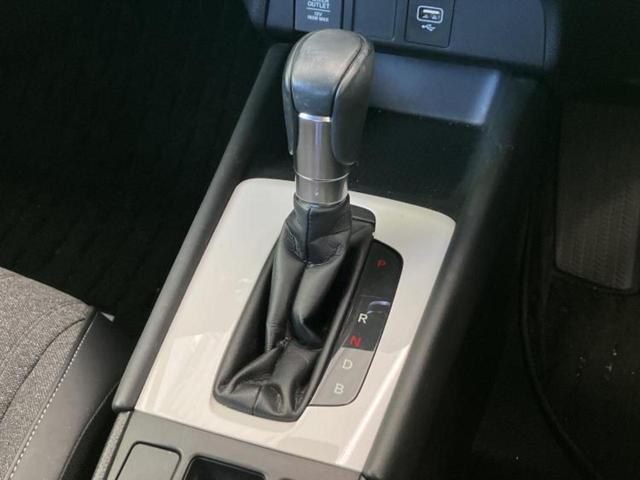 フィット eHEVホーム 新品タイヤ/保証書/純正 8インチ SDナビ/衝突安全装置/車線逸脱防止支援システム/ヘッドランプ LED/Bluetooth接続/ETC/EBD付ABS/横滑り防止装置/アイドリングストップ(18枚目)