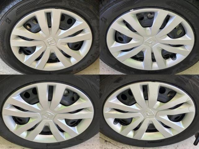 フィット eHEVホーム 新品タイヤ/保証書/純正 8インチ SDナビ/衝突安全装置/車線逸脱防止支援システム/ヘッドランプ LED/Bluetooth接続/ETC/EBD付ABS/横滑り防止装置/アイドリングストップ(51枚目)