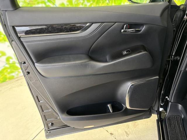 アルファード S Cパッケージ 新品タイヤ/サンルーフ/純正エアロ/保証書/純正 9インチ メモリーナビ/フリップダウンモニター 純正 12.1インチ/デジタルインナーミラー/トヨタセーフティセンス/両側電動スライドドア フルエアロ(23枚目)