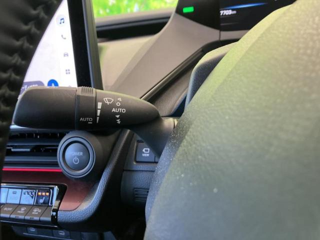 プリウス Ｚ　新品タイヤ／サンルーフ／純正エアロ／保証書／純正　ＳＤナビ／デジタルインナーミラー／衝突安全装置／シートヒーター　前席／全方位モニター／車線逸脱防止支援システム／シート　合皮　衝突被害軽減システム（16枚目）