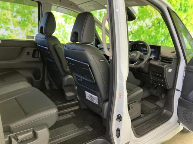 セレナ ハイウェイスターＶ　保証書／純正　１２．３インチ　メモリーナビ／インテリジェントルームミラー／エマージェンシーブレーキ／ハンズフリー両側電動スライドドア／アラウンドビューモニター／車線逸脱防止支援システム　全周囲カメラ（7枚目）