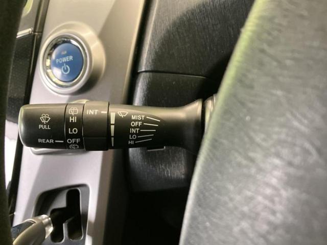 プリウスα Ｓ　新品タイヤ／保証書／純正　８インチ　ＳＤナビ／ヘッドランプ　ＬＥＤ／Ｂｌｕｅｔｏｏｔｈ接続／ＥＴＣ／ＥＢＤ付ＡＢＳ／横滑り防止装置／アイドリングストップ／バックモニター／フルセグＴＶ　バックカメラ（17枚目）