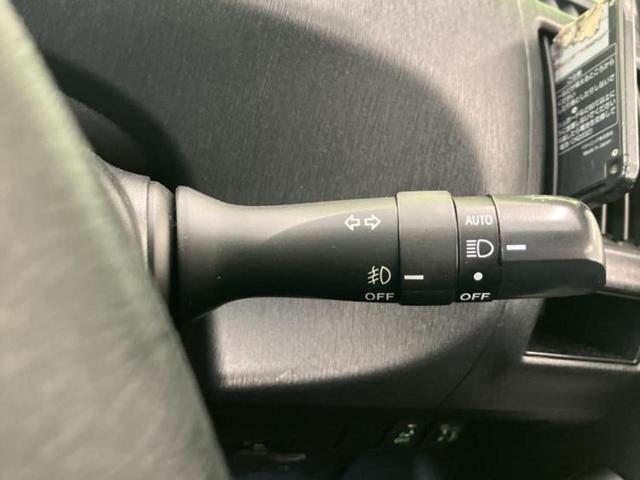 プリウスα Ｓ　新品タイヤ／保証書／純正　８インチ　ＳＤナビ／ヘッドランプ　ＬＥＤ／Ｂｌｕｅｔｏｏｔｈ接続／ＥＴＣ／ＥＢＤ付ＡＢＳ／横滑り防止装置／アイドリングストップ／バックモニター／フルセグＴＶ　バックカメラ（18枚目）