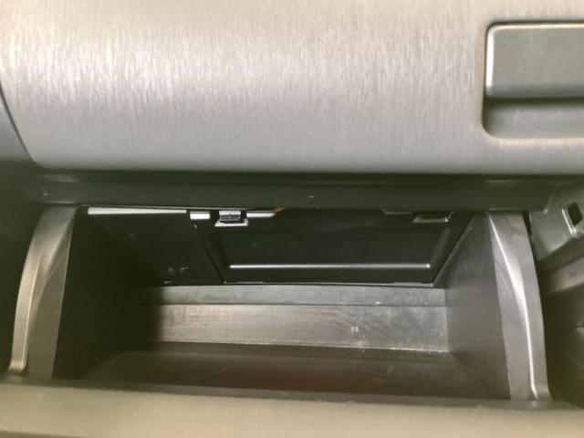 プリウスα Ｓ　新品タイヤ／保証書／純正　８インチ　ＳＤナビ／ヘッドランプ　ＬＥＤ／Ｂｌｕｅｔｏｏｔｈ接続／ＥＴＣ／ＥＢＤ付ＡＢＳ／横滑り防止装置／アイドリングストップ／バックモニター／フルセグＴＶ　バックカメラ（24枚目）