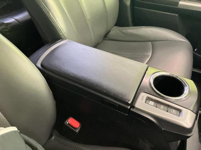 プリウスα Ｓ　新品タイヤ／保証書／純正　８インチ　ＳＤナビ／ヘッドランプ　ＬＥＤ／Ｂｌｕｅｔｏｏｔｈ接続／ＥＴＣ／ＥＢＤ付ＡＢＳ／横滑り防止装置／アイドリングストップ／バックモニター／フルセグＴＶ　バックカメラ（33枚目）