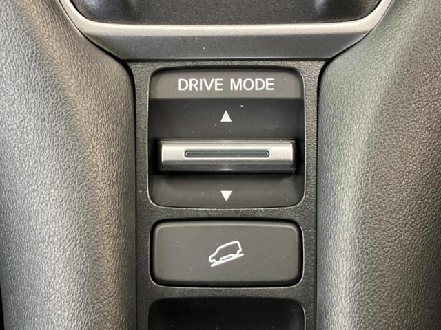 ＺＲ－Ｖ ｅＨＥＶ　Ｚブラックスタイル　保証書／ディスプレイオーディオ＋ナビ／シートヒーター／全方位モニター／車線逸脱防止支援システム／シート　フルレザー／電動バックドア／ヘッドランプ　ＬＥＤ／Ｂｌｕｅｔｏｏｔｈ接続／ＥＴＣ　革シート（30枚目）