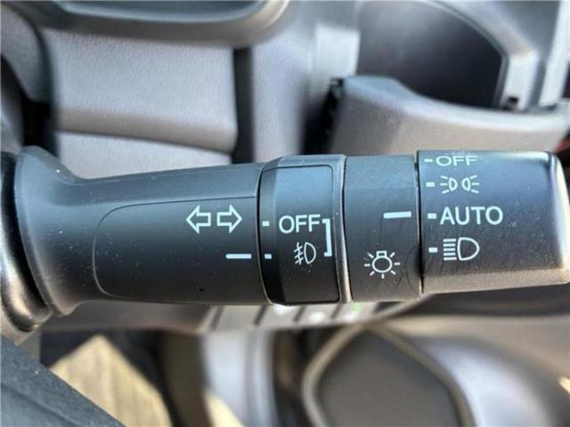 フィットハイブリッド ハイブリッド・Sホンダセンシング 保証書/純正 8インチ SDナビ/ホンダセンシング/車線逸脱防止支援システム/ドライブレコーダー 純正/ヘッドランプ LED/Bluetooth接続/ETC/EBD付ABS/横滑り防止装置 禁煙車(18枚目)