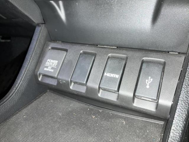 ＷＥＣＡＲＳでは各商談席に大型モニターをご用意しております！見やすい大画面でゆったりと全国の在庫をご覧いただけます！是非ご来店お待ちしております！