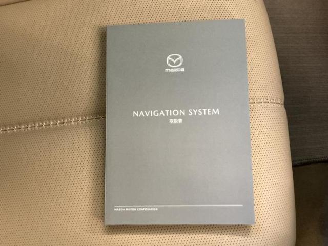 ロードスター 35シュウネンキネンシャ 保証書/ディスプレイオーディオ+ナビ/アイアクティブセンス(マツダ)/シートヒーター/車線逸脱防止支援システム/シート フルレザー/ヘッドランプ LED/Bluetooth接続/ETC 革シート(25枚目)