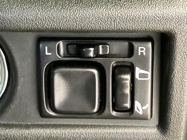 ジムニー 4WD XL 保証書/シートヒーター 前席/ETC/ABS/横滑り防止装置/ターボ/エアバッグ 運転席/エアバッグ 助手席/エアバッグ サイド/衝突安全ボディ/パワーウインドウ/エンジンスタートボタン 4WD(16枚目)