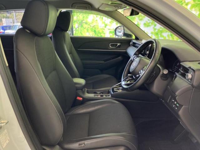 ヴェゼル ｅＨＥＶ　Ｚ　ディスプレイオーディオ＋ナビ８インチ／ホンダセンシング／シートヒーター　前席／車線逸脱防止支援システム／シート　ハーフレザー／電動バックドア／ヘッドランプ　ＬＥＤ／Ｂｌｕｅｔｏｏｔｈ接続　バックカメラ（4枚目）