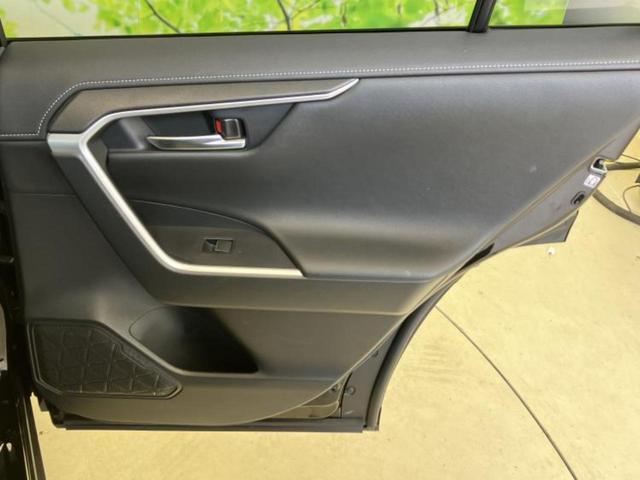 RAV4 4WDハイブリッドG ディスプレイオーディオ+ナビ9インチ/衝突安全装置/車線逸脱防止支援システム/電動バックドア/ヘッドランプ LED/USBジャック/Bluetooth接続/ETC/EBD付ABS 衝突被害軽減システム(22枚目)