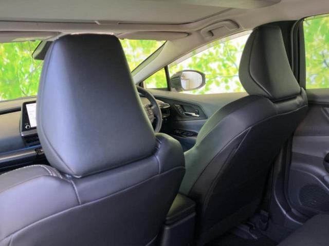 プリウス Ｚ　サンルーフ／エアロ／保証書／ディスプレイオーディオ＋ナビ／デジタルインナーミラー／トヨタセーフティセンス／シートヒーター／パノラミックビューモニター／車線逸脱防止支援システム／シート　合皮　フルエアロ（8枚目）