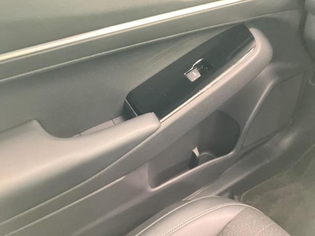 ヴェゼル eHEV Z 新品タイヤ/保証書/純正 9インチ SDナビ/衝突安全装置/シートヒーター/全方位モニター/車線逸脱防止支援システム/シート ハーフレザー/電動バックドア/ヘッドランプ LED 衝突被害軽減システム(36枚目)