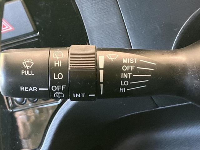 アクア Xアーバン 新品タイヤ/保証書/純正 SDナビ/シートヒーター 前席/シート ハーフレザー/Bluetooth接続/ETC/EBD付ABS/横滑り防止装置/アイドリングストップ/バックモニター/フルセグTV(16枚目)