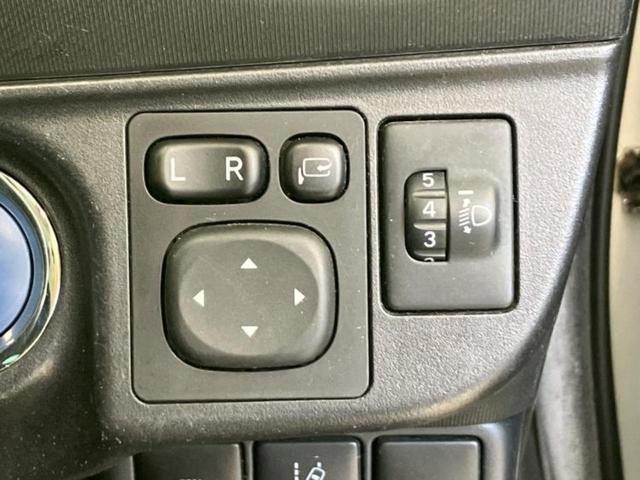 アクア Xアーバン 新品タイヤ/保証書/純正 SDナビ/シートヒーター 前席/シート ハーフレザー/Bluetooth接続/ETC/EBD付ABS/横滑り防止装置/アイドリングストップ/バックモニター/フルセグTV(28枚目)