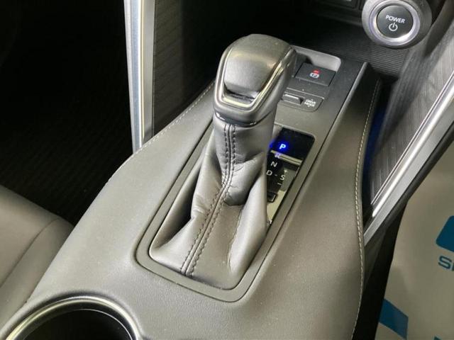 ハリアーハイブリッド Ｇ　保証書／純正　ＳＤナビ／デジタルインナーミラー／衝突安全装置／車線逸脱防止支援システム／シート　ハーフレザー／電動バックドア／ドライブレコーダー　社外／ヘッドランプ　ＬＥＤ／Ｂｌｕｅｔｏｏｔｈ接続（17枚目）