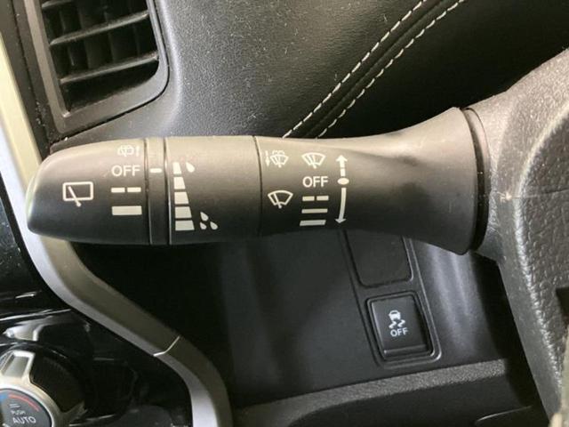 セレナ ハイウェイスターＶセレクション　保証書／社外　８インチ　メモリーナビ／エマージェンシーブレーキ／両側電動スライドドア／車線逸脱防止支援システム／ヘッドランプ　ＨＩＤ／Ｂｌｕｅｔｏｏｔｈ接続／ＥＴＣ／ＥＢＤ付ＡＢＳ／横滑り防止装置（17枚目）