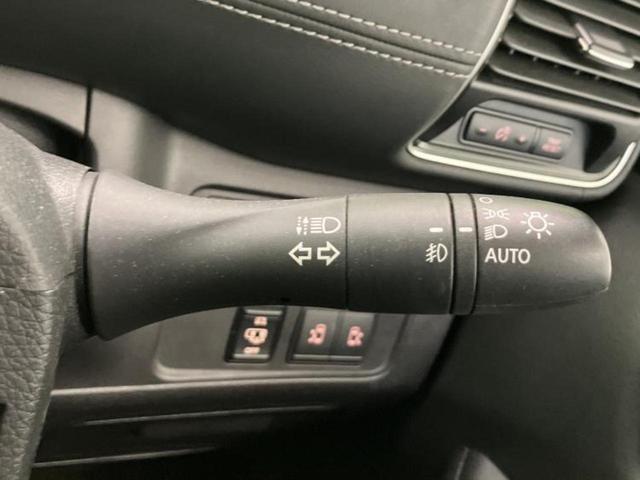 セレナ ハイウェイスターＶセレクション２　保証書／純正　９インチ　ＳＤナビ／フリップダウンモニター／インテリジェントルームミラー／衝突安全装置／両側電動スライドドア／車線逸脱防止支援システム／ドライブレコーダー　社外／ヘッドランプ　ＬＥＤ（17枚目）