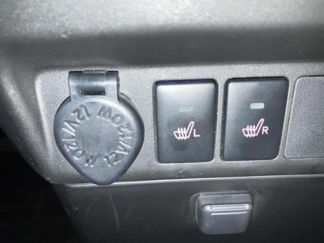 ルーミー カスタムＧ　新品タイヤ／保証書／ディスプレイオーディオ９インチ／トヨタセーフティセンス／両側電動スライドドア／パノラミックビューモニター／車線逸脱防止支援システム／ヘッドランプ　ＬＥＤ／ＵＳＢジャック　ＴＶ（32枚目）