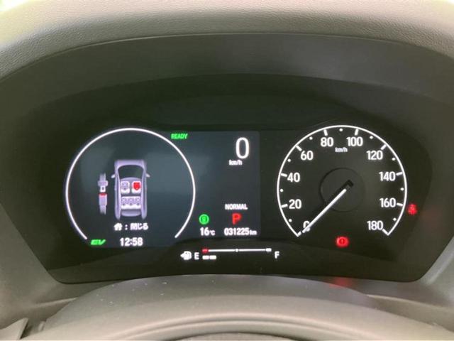 ヴェゼル ｅＨＥＶプレイ　新品タイヤ／サンルーフ／保証書／ディスプレイオーディオ＋ナビ９インチ／衝突安全装置／シートヒーター／車線逸脱防止支援システム／シート　ハーフレザー／電動バックドア／ドライブレコーダー　純正　ドラレコ（14枚目）