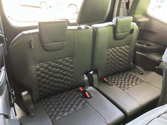 ヴォクシー ハイブリッドＳ－Ｚ　保証書／ディスプレイオーディオ＋ナビ１０インチ／フリップダウンモニター　純正　１２．８インチ／デジタルインナーミラー／トヨタセーフティセンス／両側電動スライドドア／シートヒーター　前席　全周囲カメラ（6枚目）