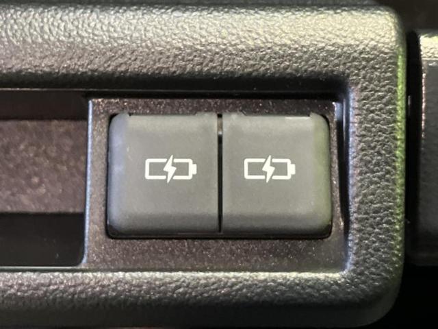 ヴォクシー ハイブリッドＳ－Ｚ　保証書／ディスプレイオーディオ＋ナビ１０インチ／フリップダウンモニター　純正　１２．８インチ／デジタルインナーミラー／トヨタセーフティセンス／両側電動スライドドア／シートヒーター　前席　全周囲カメラ（40枚目）