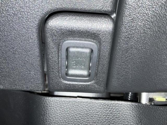 Ｎ－ＢＯＸカスタム ヒョウジュン　保証書／ホンダセンシング／電動スライドドア／シートヒーター　前席／ヘッドランプ　ＬＥＤ／ＥＢＤ付ＡＢＳ／アイドリングストップ／バックモニター／禁煙車／衝突安全ボディ／パワーウインドウ　バックカメラ（18枚目）