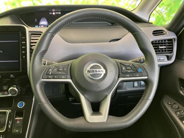 セレナ ｅパワーハイウェイスター　新品タイヤ／保証書／純正　１０インチ　メモリーナビ／フリップダウンモニター　純正　１１インチ／インテリジェントルームミラー／エマージェンシーブレーキ／ハンズフリー両側電動スライドドア　全周囲カメラ（12枚目）