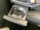 Ｚ　新品タイヤ／保証書／純正　９インチ　ＳＤナビ／トヨタセーフティセンス／シートヒーター／車線逸脱防止支援システム／パーキングアシスト　バックガイド／ヘッドランプ　ＬＥＤ／ＵＳＢジャック　バックカメラ（21枚目）