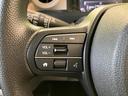 ヒョウジュン　ホンダセンシング／電動スライドドア／車線逸脱防止支援システム／ＡＢＳ／横滑り防止装置／アイドリングストップ／禁煙車／パワーウインドウ／エンジンスタートボタン／Ｈｏｎｄａスマートキー／オートエアコン（22枚目）
