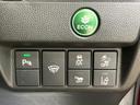 日々の運転を支えるスイッチ類を備えています。わかりやすい操作感で、快適なドライブをサポートします。