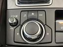 日々の運転を支えるスイッチ類です。直感的に操作でき、快適なドライブに役立ちます。