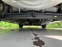 車両後方側の下廻り状態をご確認いただけます。フロア部や足回りなど、普段見えにくい箇所の参考としてご覧下さい。◆詳細は店頭スタッフまでお問い合わせ下さい。