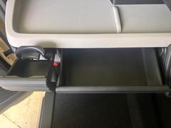 ＷＥＣＡＲＳでは各商談席に大型モニターをご用意しております！見やすい大画面でゆったりと全国の在庫をご覧いただけます！是非ご来店お待ちしております！ 7