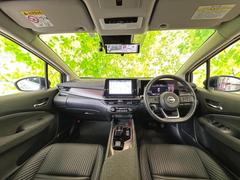 「この車の写真をもっと見たい」「状態が気になる」「この装備はついている？」どんな小さな疑問でもお気軽にお問い合わせください！ 4