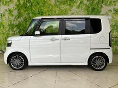 ��������å���ʥ��륨�åȤ���ħŪ�ʥܥǥ���������ǽ���θ�����ե����ϡ��������줿���ݤ�Ϳ���ޤ�������꤫��Ĺ��Υ�ɥ饤�֤ޤǲ�Ŭ�Ǥ��� 2