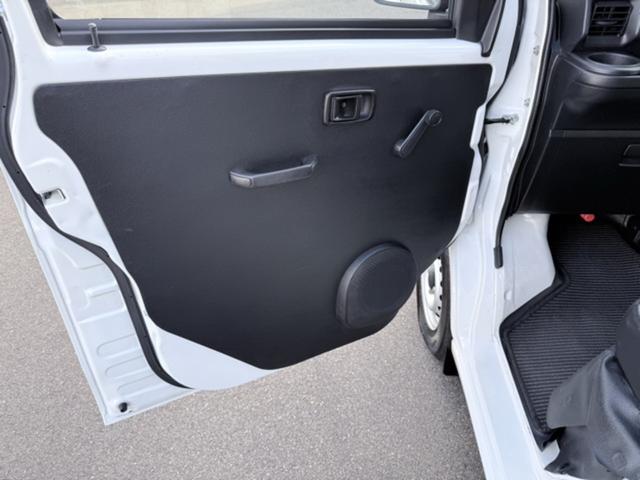 ハイゼットカーゴ スペシャル ハイルーフ/オートマ車/ナビ&TV/バックカメラ/ETC/エアコン/パワーステアリング/フロアマット/車検整備付き(19枚目)